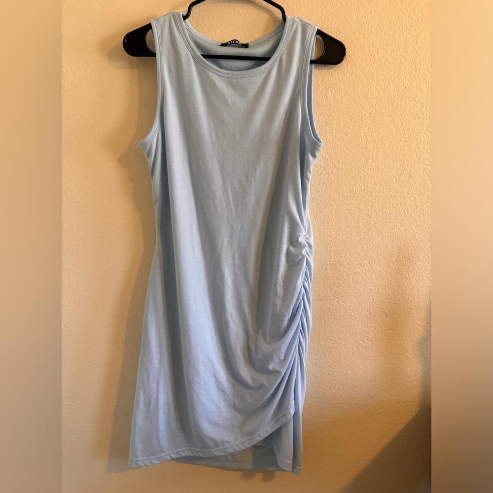 Elegant Light Blue Sleeveless Dress